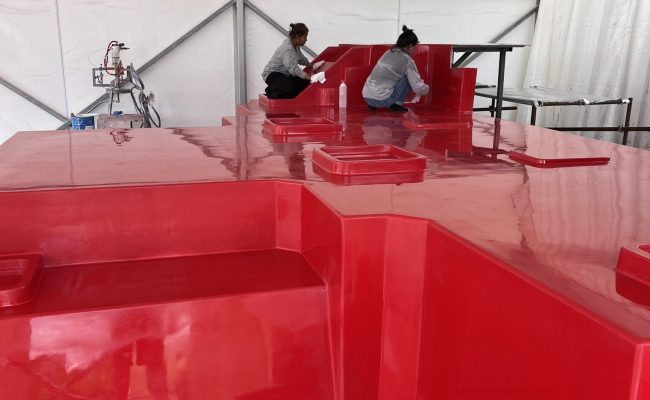 Group Island Spirit Manufacturing Composites