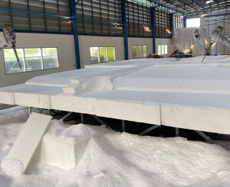 Group Island Spirit Manufacturing Composites